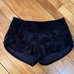 Lululemon speed up short 2.5